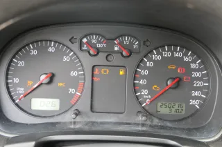 VW Golf 4 Tacho Tachometer Kombiinstrument 250.000km 1J0920806B 1,6-2,8 - Bild 1