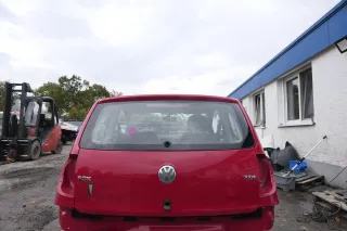 VW Fox 5Z Heckklappe Kofferraumklappe Klappe hinten + Scheibe rot LY3D - Bild 1