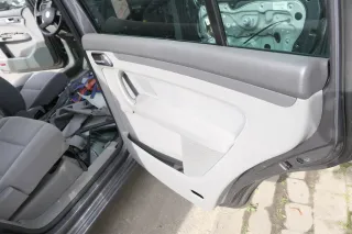 VW Touran 4x Türverkleidung Verkleidung Tür vorne +hinten links grau - Bild 5
