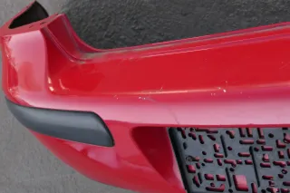 VW Golf 4 Limousine Stoßstange hinten Heckstoßstange Stoßfänger rot LP3G - Bild 2