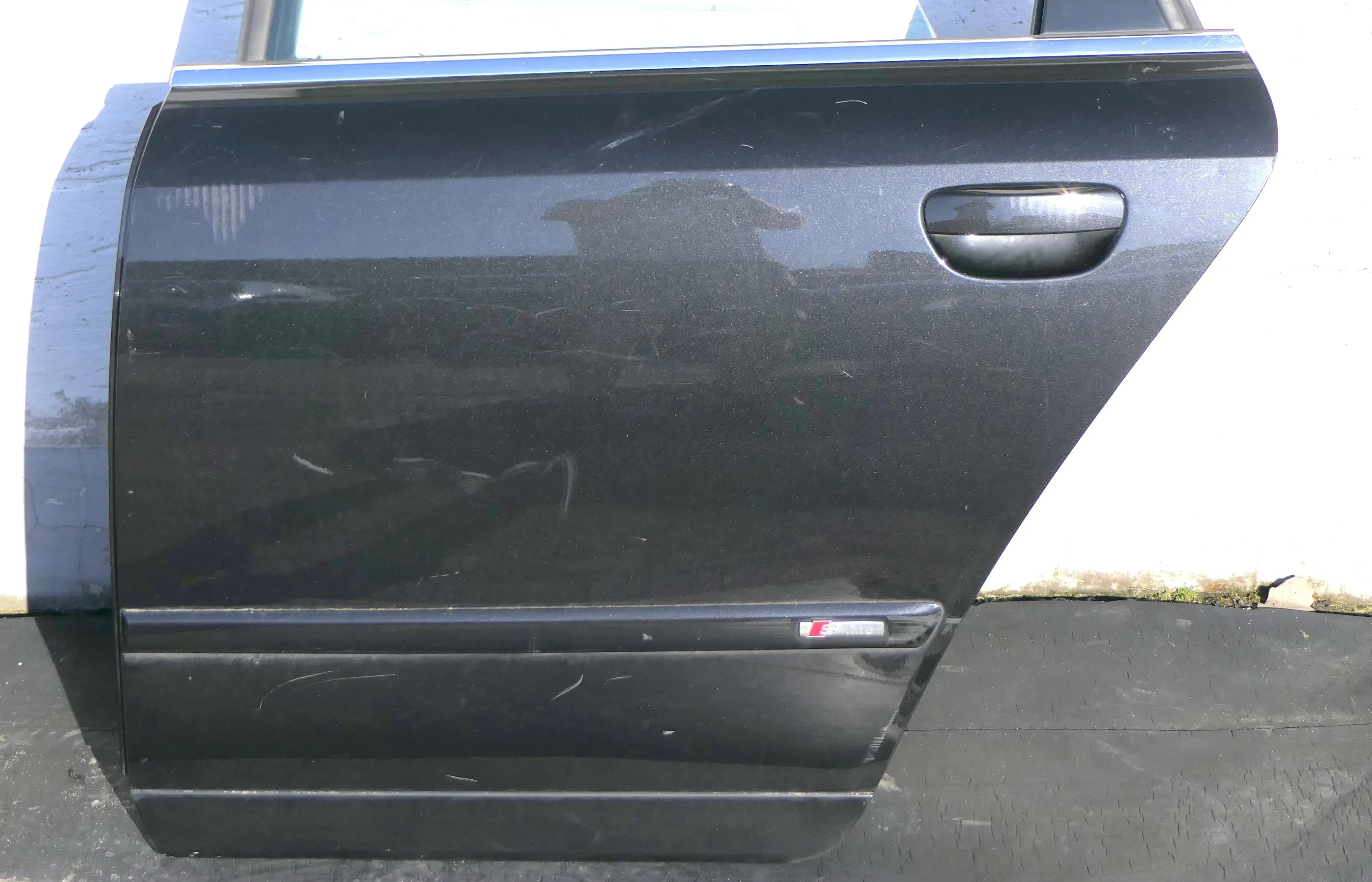 Audi A4 B6 8E Türblatt Tür hinten links schwarz LZ9W Kombi+Limo -ohne Anbauteile - Bild 1