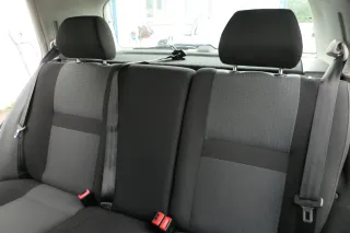Golf 4 Limousine Sitz Rückbank Rücksitzbank Sitzfläche Sitze Kopfstützen schwarz - Bild 1