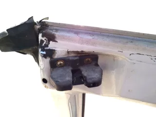 VW T4 Heckschloß Schloß oben links /rechts an der Flügeltür Fanghaken 701827162 - Bild 1