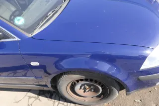 VW Passat 3BG Kotflügel vorne rechts blau LA5E uni (Blinkerloch) - Bild 3