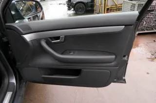 4x Audi A4 8E B7 Türverkleidung Verkleidung Tür vorne + hinten schwarz (S-line) - Bild 1