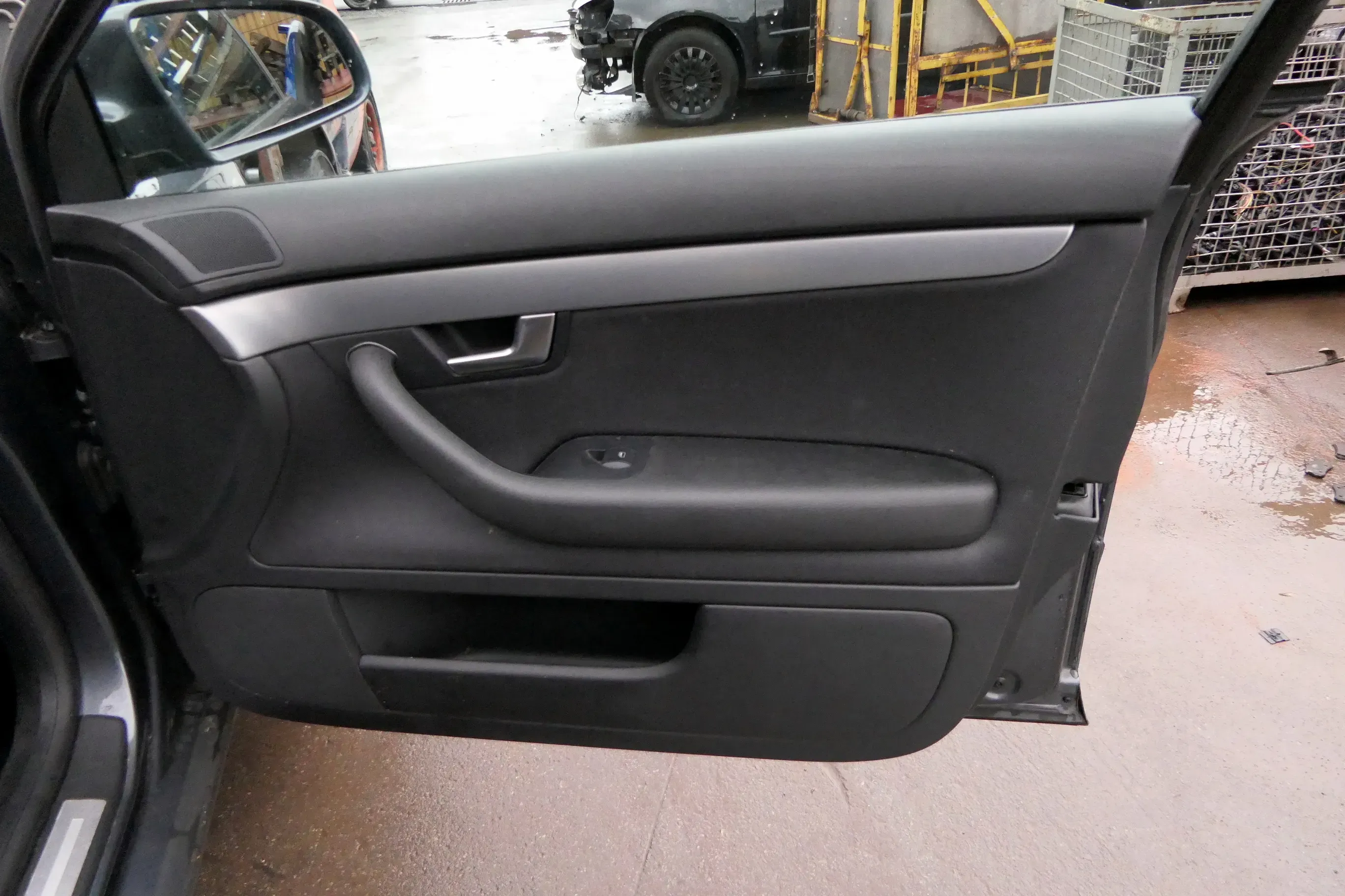 4x Audi A4 8E B7 Türverkleidung Verkleidung Tür vorne + hinten schwarz (S-line) - Bild 1