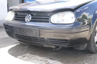 VW Golf 4 1J Stoßstange vorne Stoßfänger vorn schwarz LC9Z Frontstoßstange - Bild 3