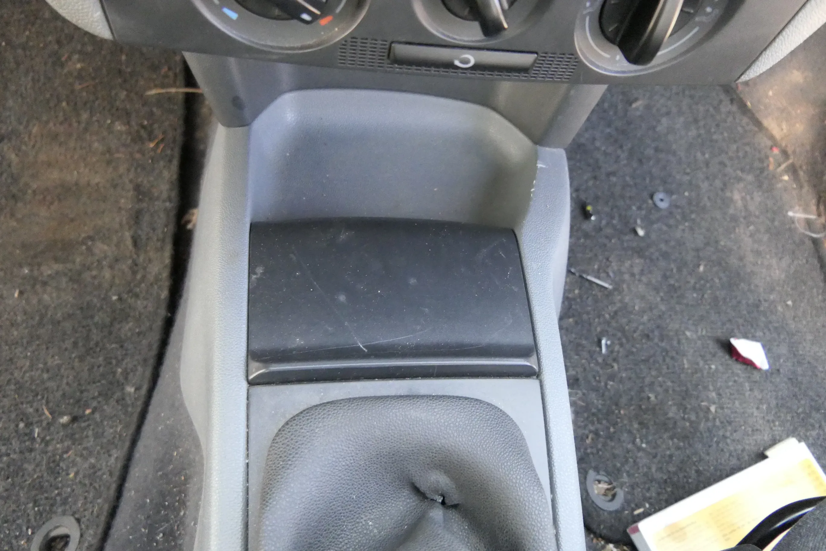 Skoda Fabia 6Y Aschenbecher vorne 6Y0857951B 47H - Bild 1