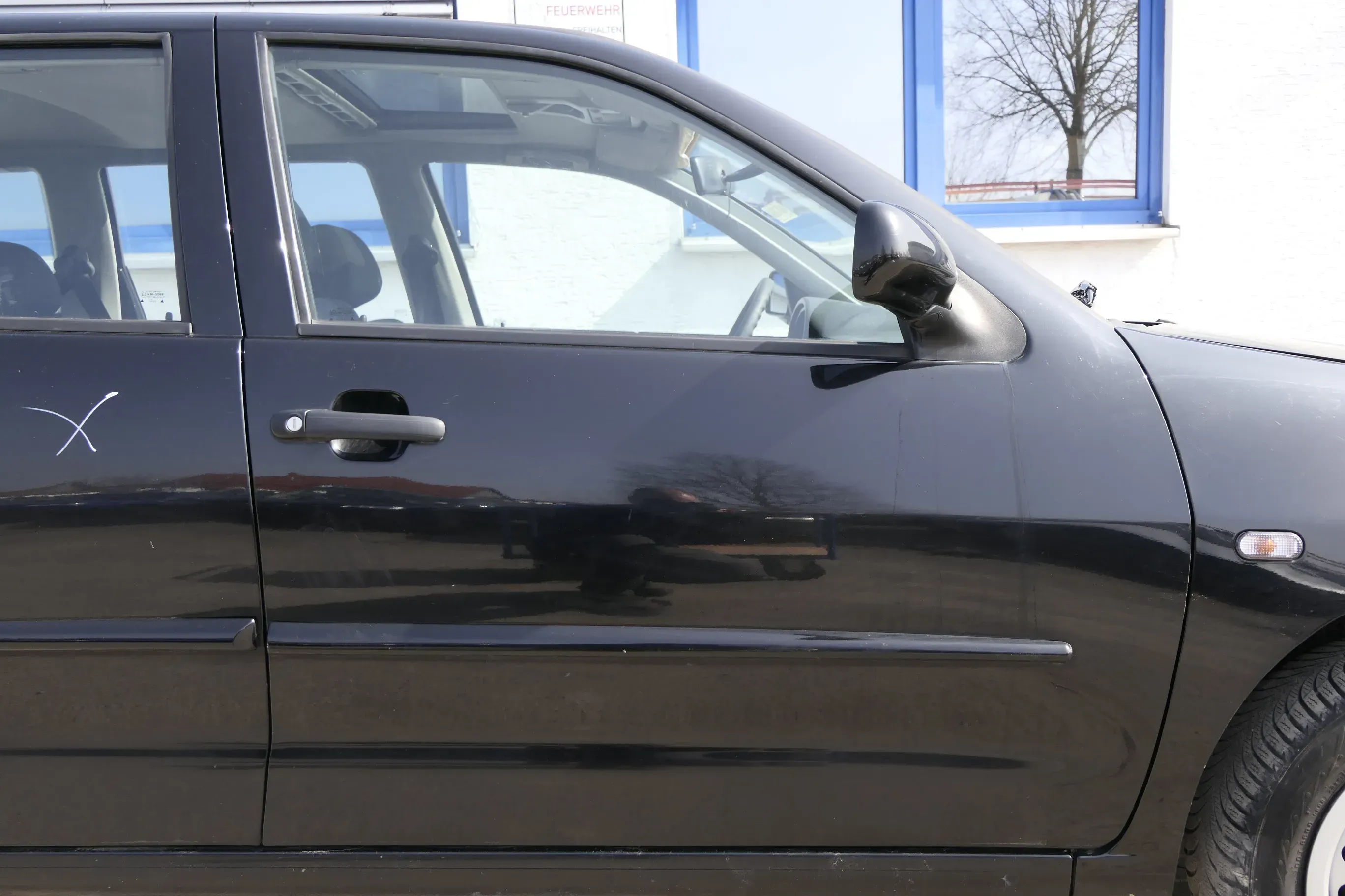 VW Polo Variant Kombi 6Kv oder Caddy 9Kv Tür vorne rechts schwarz L041 ohneAnbau - Bild 1