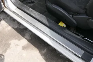 VW Golf 4 Einstiegsleisten rechts + links vorne 2/3-Türer vy E Kamei chrom silbe - Bild 2