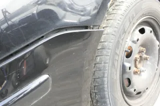 VW Polo 9N Stoßstange Frontstoßstange vorne schwarz L041 - Bild 5