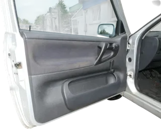1x Polo 6N Türverkleidung Verkleidung Tür vorne links 2/3-Türer schwarz Griff - Bild 2