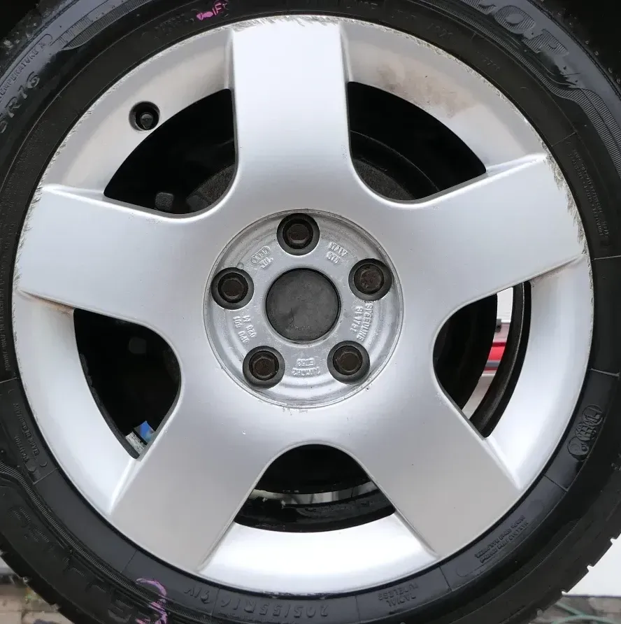 1x Audi A3 8P Alufelge original Felge 7x R16 H2 ET53 8P0601025M Alu    3 - Bild 1