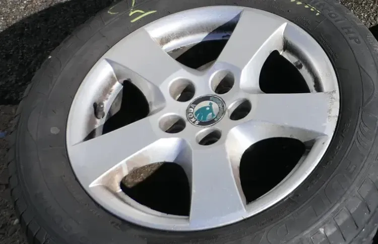 1x Felge Alufelge Skoda Fabia 6Y 6jx14H2 ET43 6y0601025P  Alu 2 - Bild 1