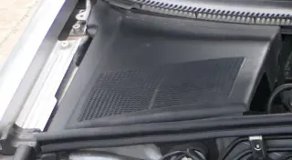 Audi A4 8E B6 Abdeckung Wasserkasten Wasserabweiser Abdeckung Pollenfilter Filte - Bild 1