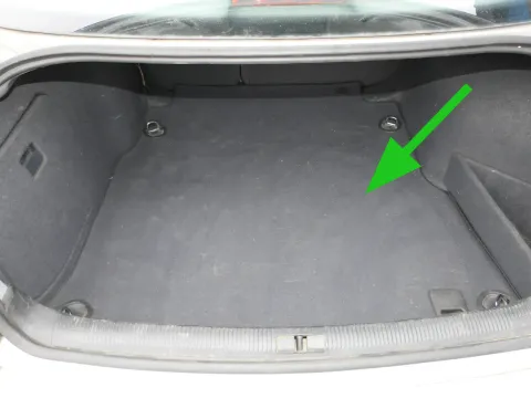 Audi A4 B5 Limousine Verkleidung Teppich Kofferraum Kofferraumteppich Facelift