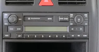 VW Golf Passat Radio Beta FÜR CD Player Wechsler - mitCode - Bild 1