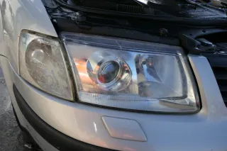 VW Passat 3B Stoßstange vorne Frontstoßstange Stoßfänger vorn silber LB7Z  - SWR - Bild 2