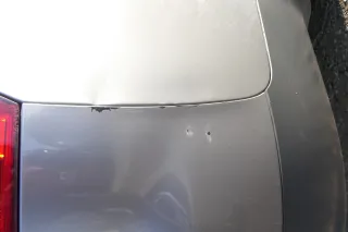 Audi A4 8E B6 Limousine Stoßstange hinten mit Spoiler grau LY7Q PDC - Bild 10