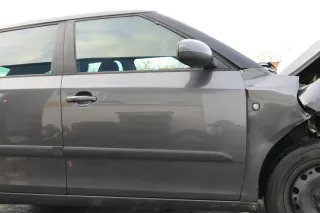 Fabia 5J Kombi + Limo Tür vorne rechts Beifahrertür grau titangrau 9795 - Bild 1