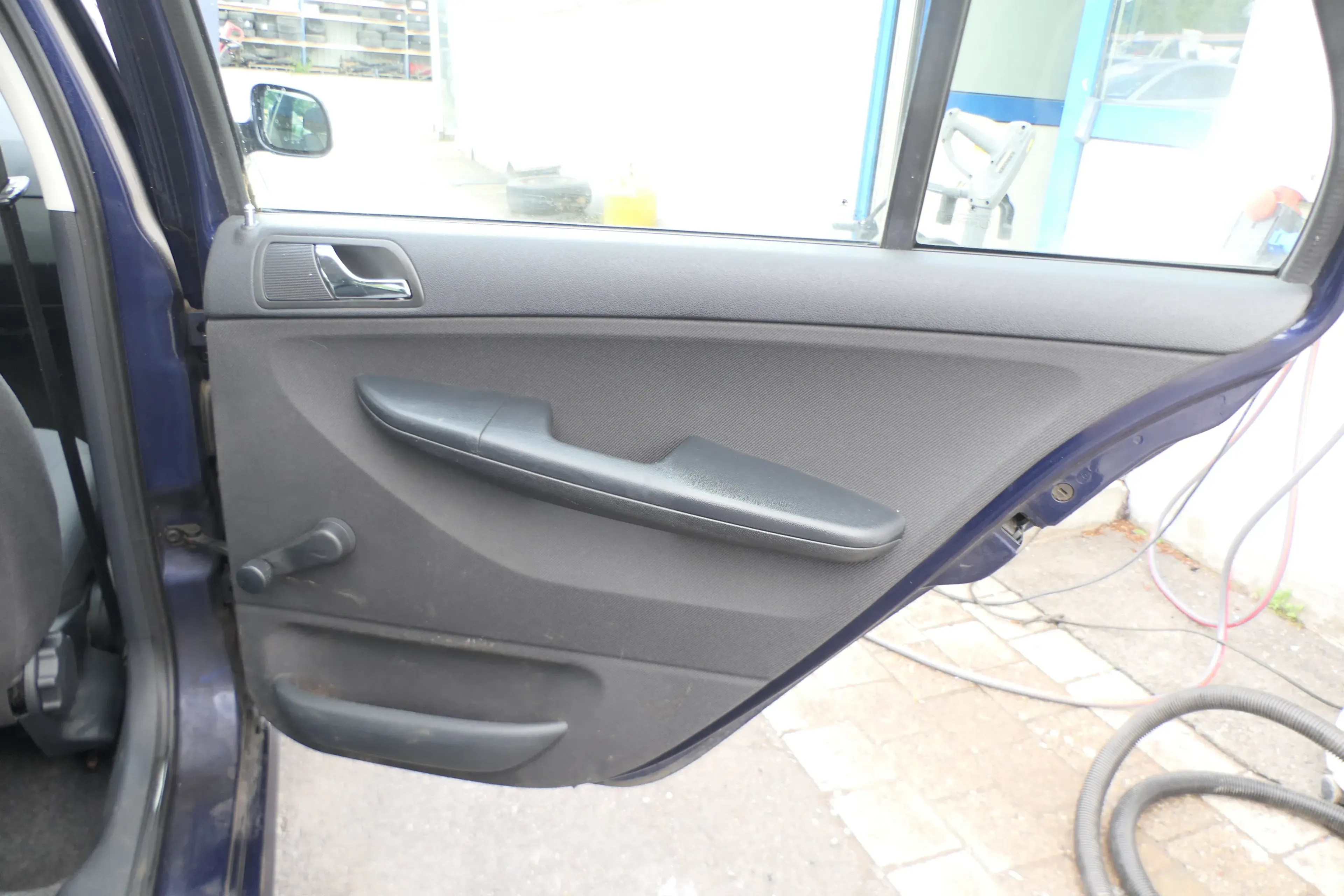 1x Fabia 6Y Kombi Türverkleidung Verkleidung Tür hinten rechts schwarz anthrazit - Bild 1
