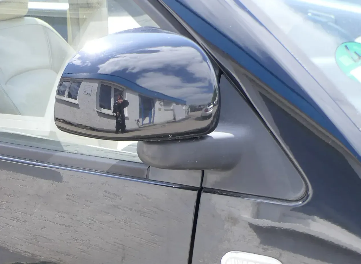 VW New Beetle elektrischer Spiegel Außenspiegel rechts schwarz L041 - Bild 1