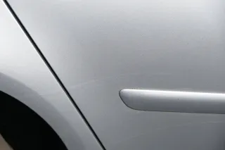Golf 5 V 1K Tür Türrahmen hinten rechts 4/5-Türer grau silber LA7W -ohneAnbautei - Bild 5