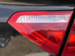 Audi A5 8T Rückleuchte Heckleuchte rechts innen ORIGINAL - Bild 1