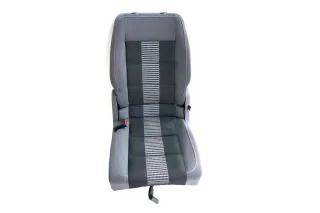 VW Touran Sitz hinten links (hintern Fahrersitz) Rücksitz Isofix United - Bild 1