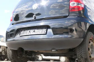 VW Fox 5Z Stoßstange hinten Stoßfänger schwarz L041 uni Heckstoßstange - Bild 4