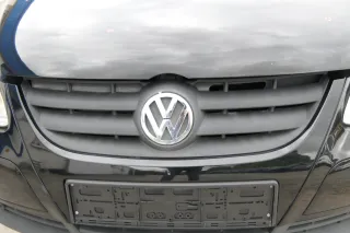 VW Fox 5Z Stoßstange vorne Stoßfänger schwarz LC9Z mit Grill - Bild 2