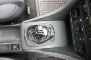Audi A6 4B Schaltknauf Schaltsack Schaltknüppel original 5-Gang Leder schwarz - Bild 2