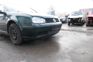 VW Golf 4 Stoßstange vorne Stoßfänger vorn vorne grün LC6M SWR - Bild 4
