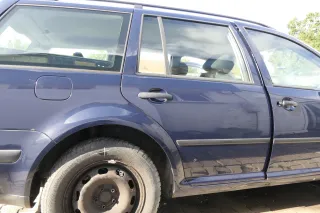 VW Golf 4 Bora Tür hinten rechts nur Kombi /Variant blau LA5G ohne Anbauteile - Bild 1