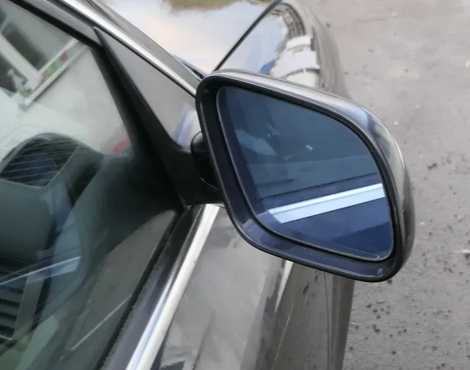 Audi A6 4B Spiegel Außenspiegel rechts elektrisch schwarz LZ9W - Bild 1