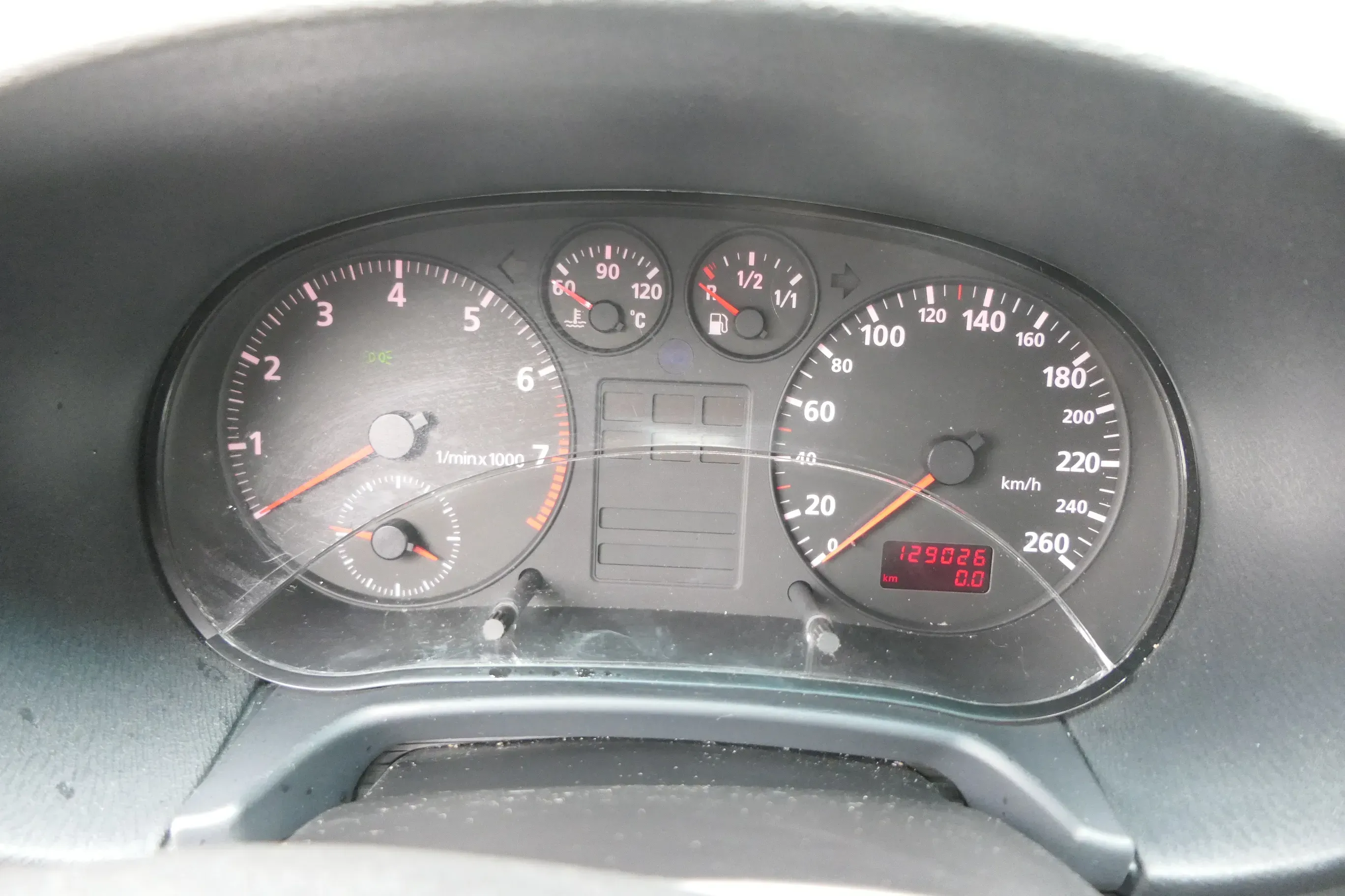Audi A3 8L Tacho Tachometer Kombiinstrument 129.000km 8L0919860E Benziner 1,6 - Bild 1