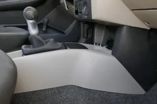 Skoda Fabia 6Y Mittelkonsole Mitteltunnel um Schaltung 6Y0863242  QZY grau - Bild 1