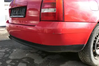 Audi A4 B5 Kombi Variant Stoßstange hinten Heckstoßstange rot LY3H Facelift - Bild 3