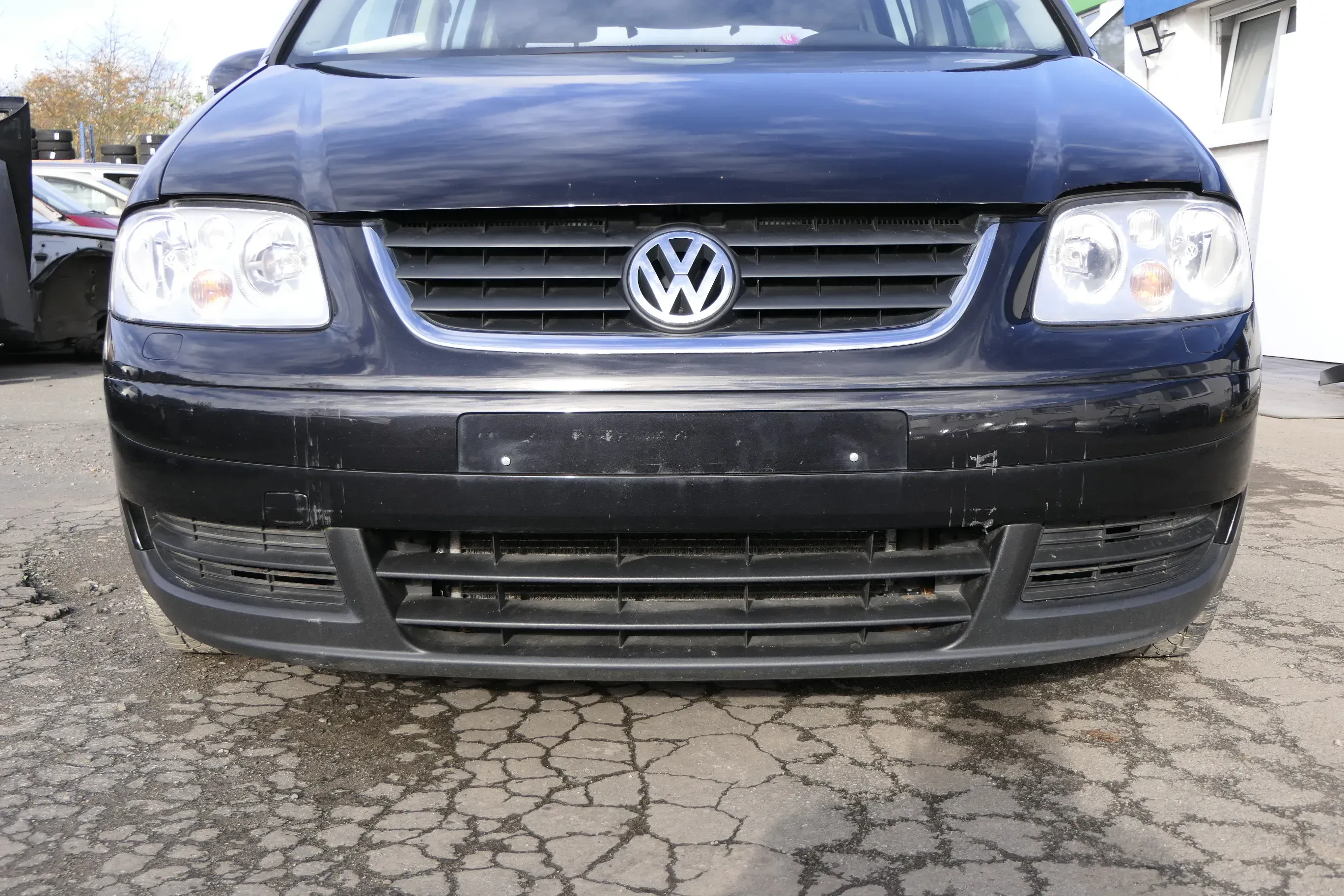 VW Touran 1T Stoßstange vorne Frontstoßstange Stoßfänger schwarz LC9Z SWR blackm - Bild 1
