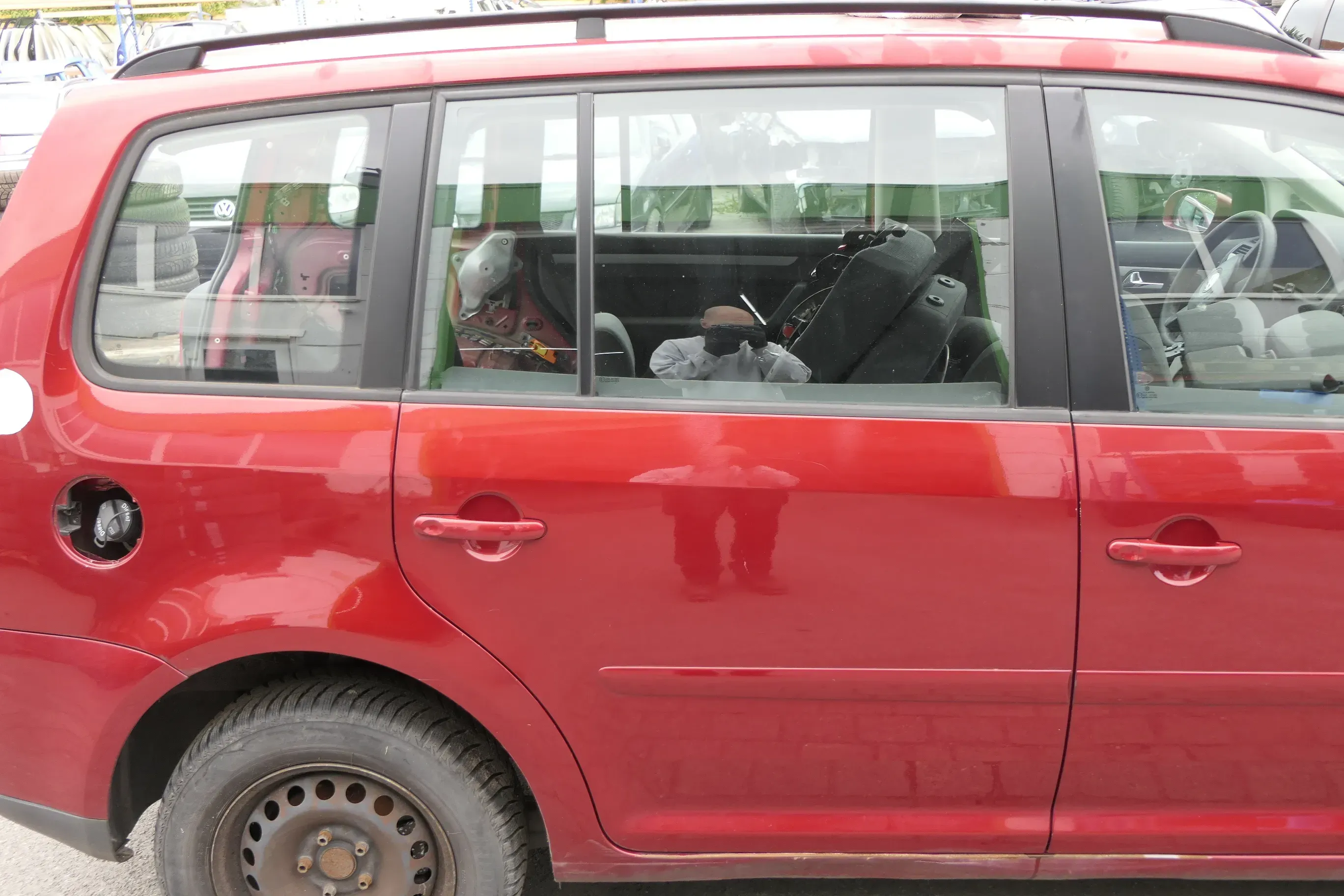 VW Touran 1T 1T3 Tür hinten rechts rot braun LA3W mit Scheibe Fahrerseite - Bild 1