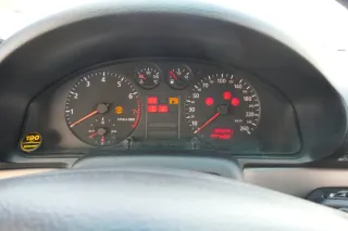 Audi A4 B5 Tacho Tachometer Kombiinstrument 349000km 8D0919861C Benziner 1,8 ADR - Bild 4