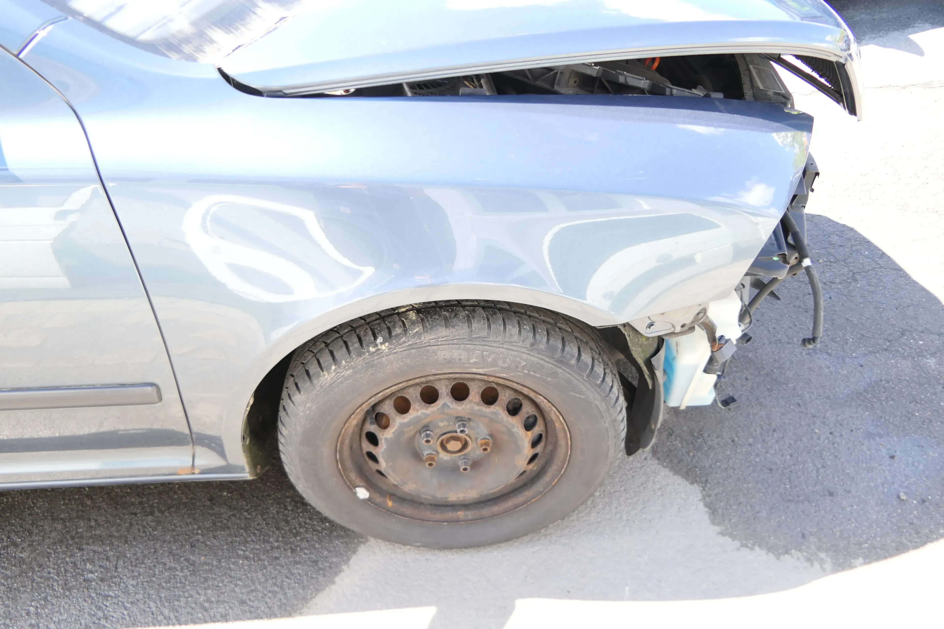 Skoda Octavia 1Z Kotflügel vorne rechts grau LF7V graphitgrau auch Kombi - Bild 1