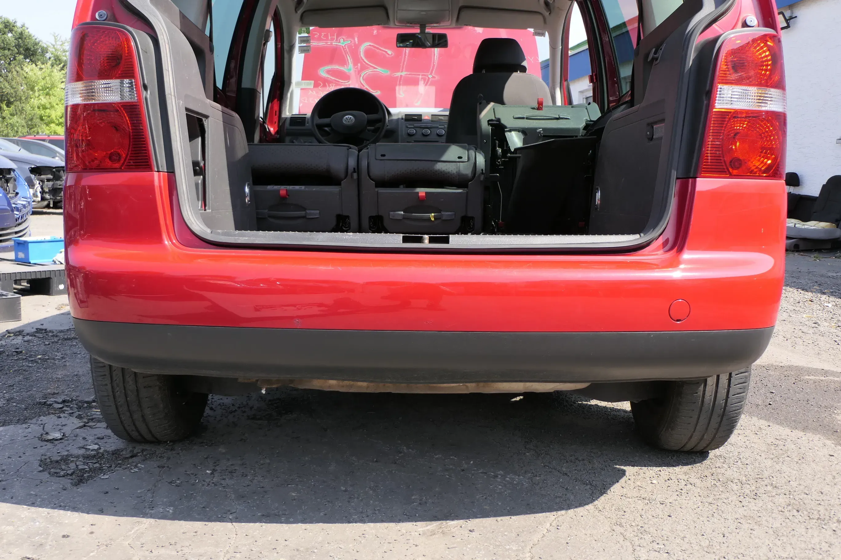 VW Touran 1T Stoßstange hinten Heckstoßstange Stoßfänger rot LY3D Tornado - Bild 1