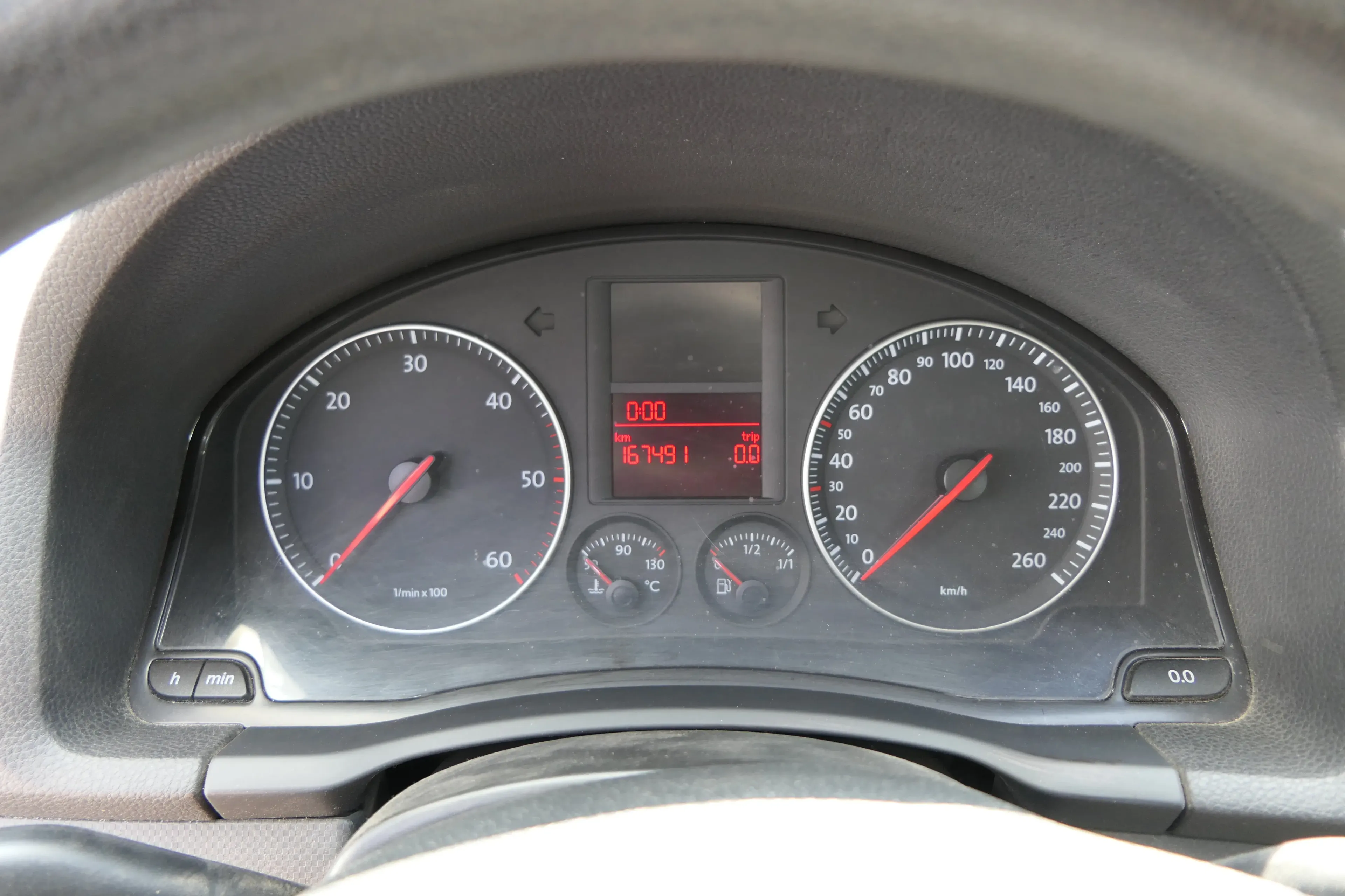 VW Golf 5 1K 5M Plus Tacho Kombiinstrument 1K0920853B 1.9 TDI 167.000 km - Bild 1