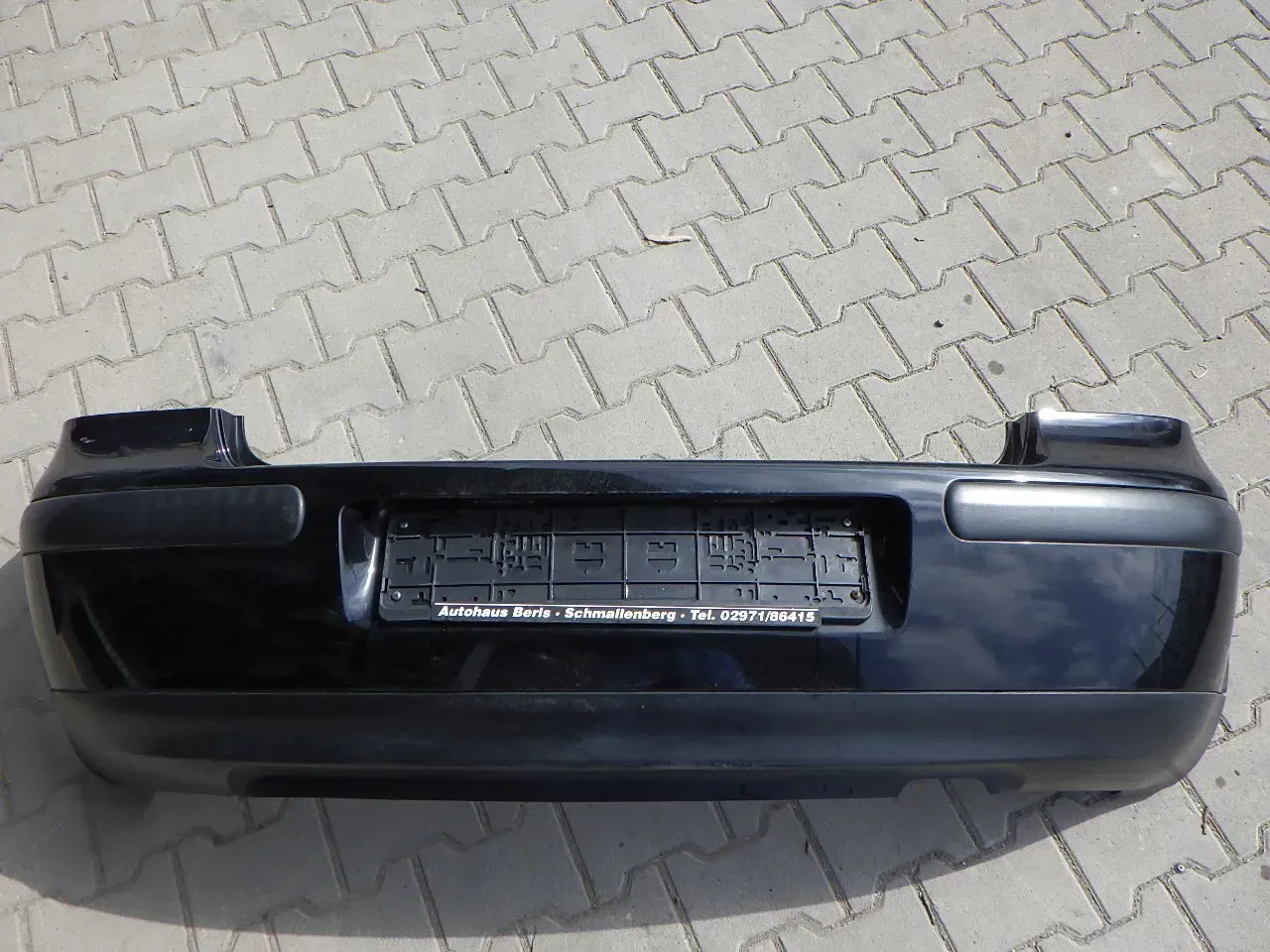 VW Golf 4 Limousine Stoßstange hinten Heckstoßstange Stoßfänger schwarz L041 uni - Bild 1