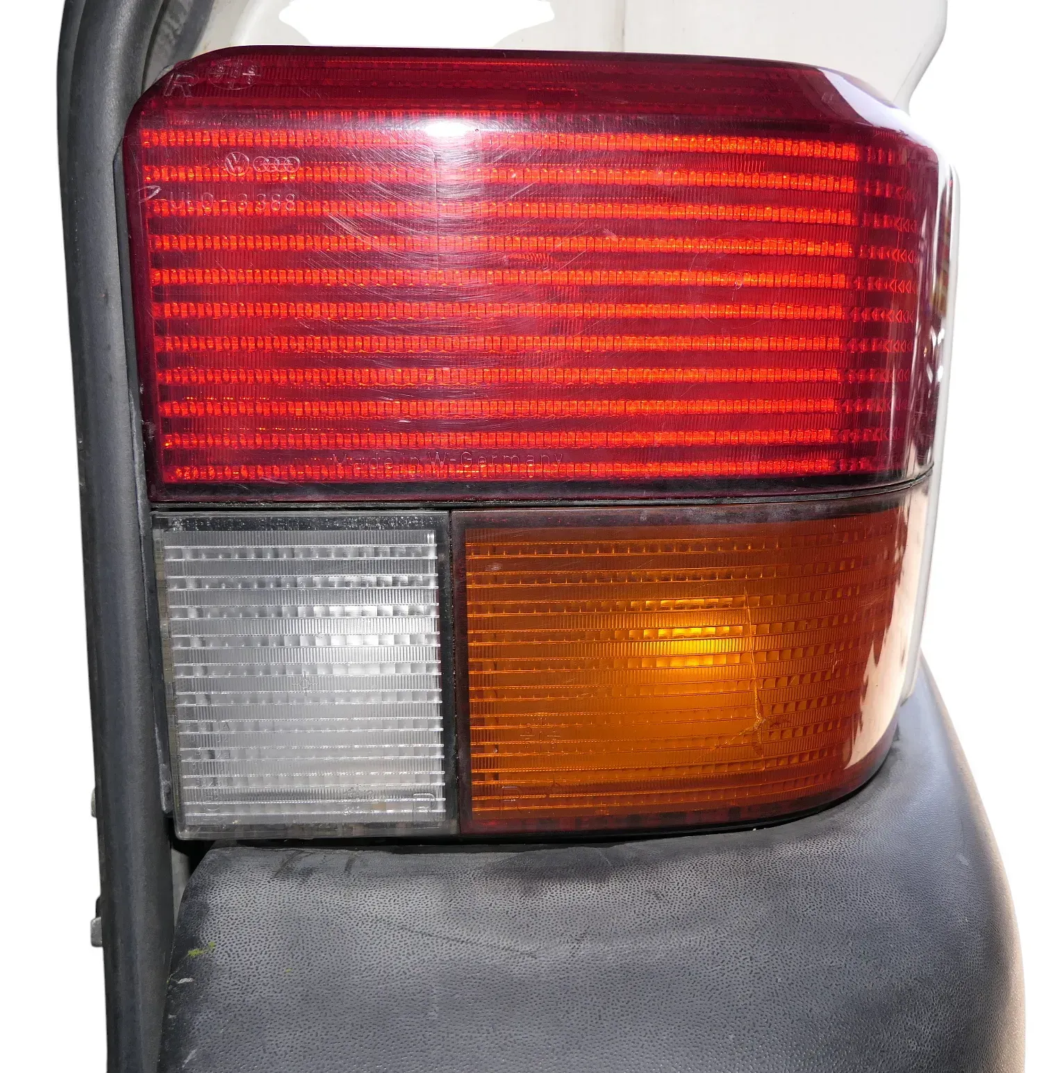 VW T4 Rücklicht hinten rechts Rückleuchte Heckleuchte Lampenträger - Bild 1