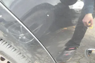 VW Touran 1T 1T3 Tür hinten rechts schwarz LC9Z mit Scheibe - Bild 3