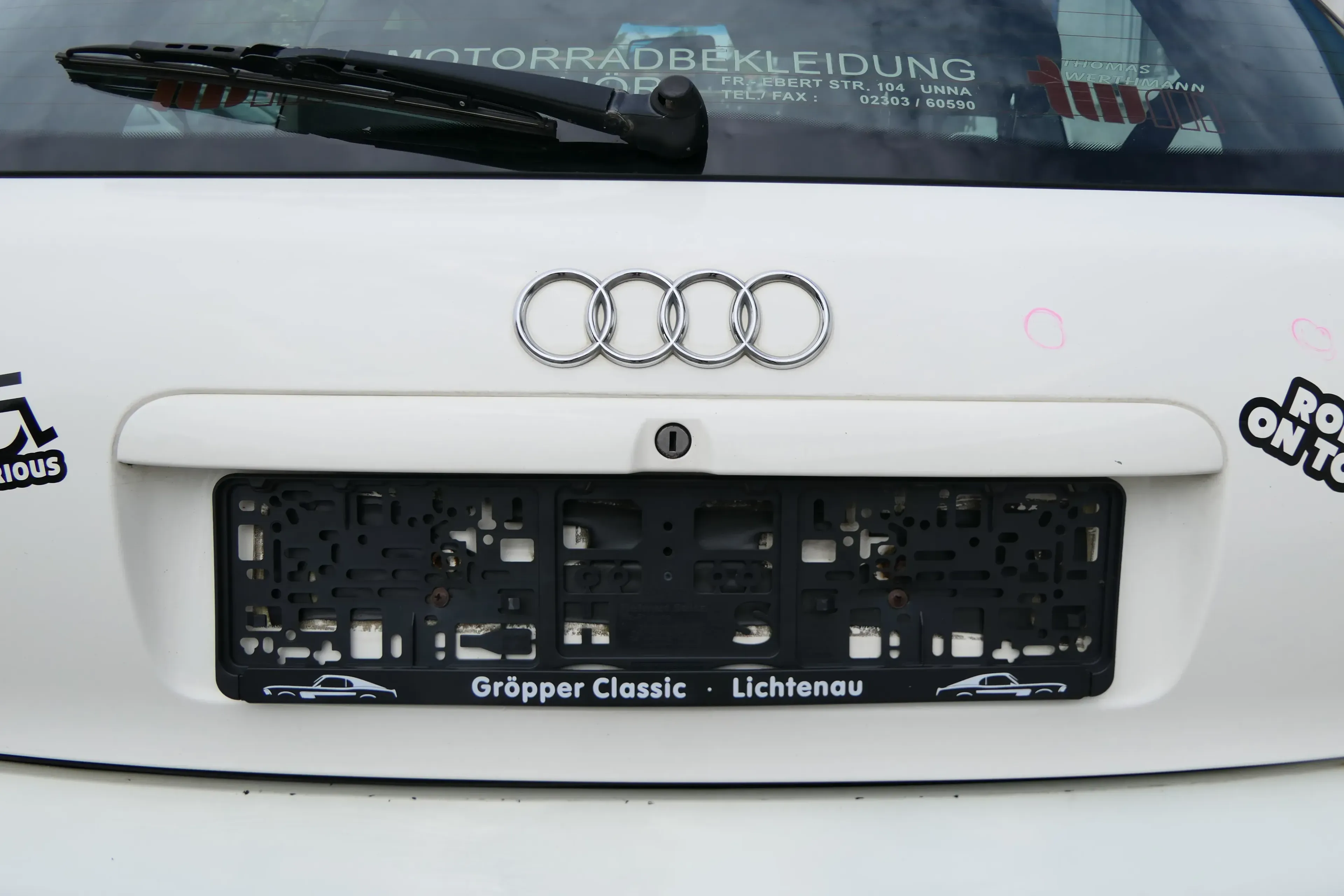 A3 8L A4 Avant Griff Heckklappe Heckklappengriff bis caBj1999 weiß LY9G - Bild 1