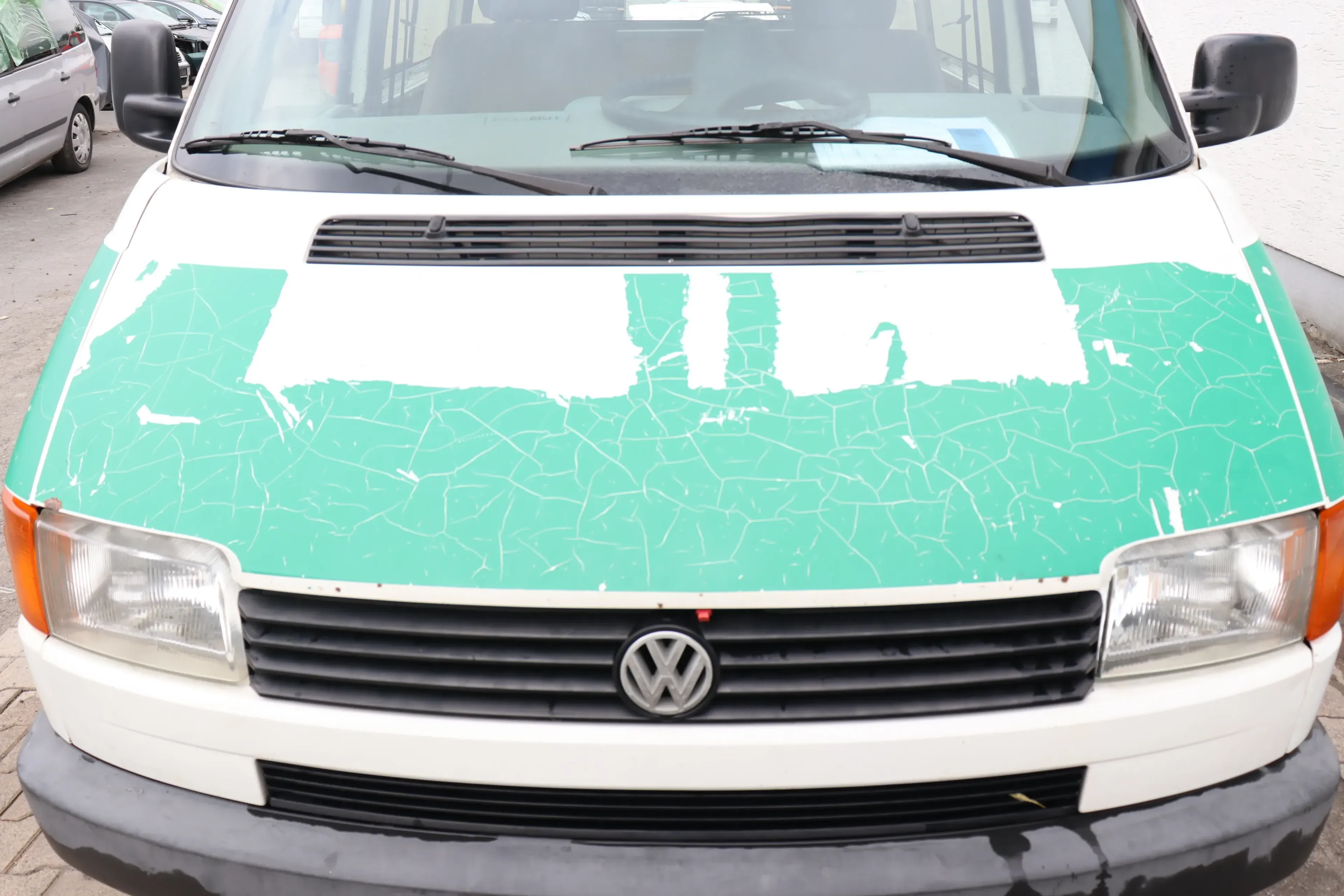 VW T4 Transporter Pritsche Motorhaube Haube Klappe vorne weiß L902 - Bild 1