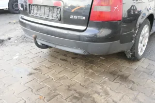 Audi A6 4B Kombi Avant Stoßstange hinten Heckstoßstange schwarz LZ9W - PDC - Bild 4